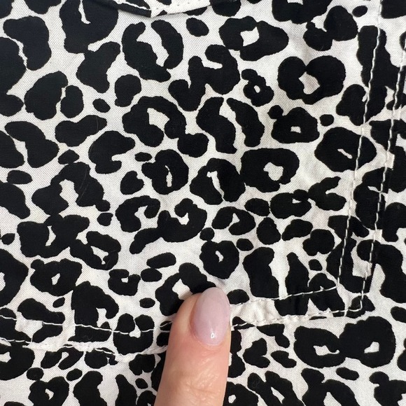 Jones New York Animal Print Plus Size Button Down Loose Flowy Blouse Top Sz 3X - Picture 4 of 13